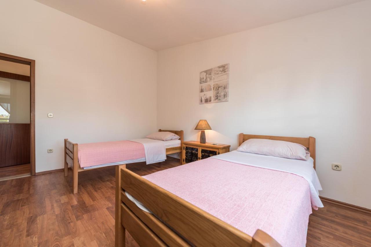 Apartment Astoria Zaton  Luaran gambar